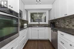 556 Laurentian DR | Thunder Bay Ontario | Slide Image Three