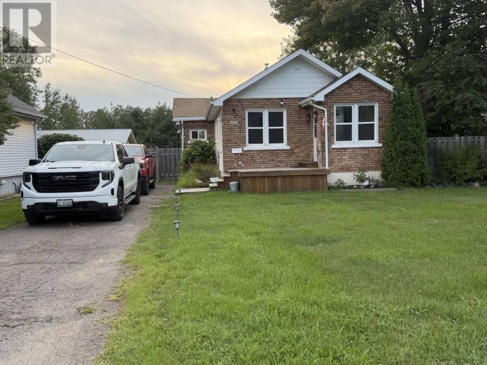 1901 Bailey AVE, Thunder Bay, Ontario P7E 2X2