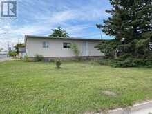142 Third ST | Dryden Ontario | Slide Image Twenty