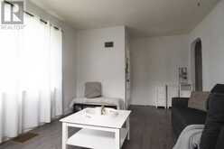 155 Ruttan ST | Thunder Bay Ontario | Slide Image Nine