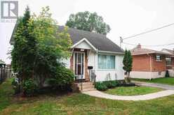 155 RUTTAN STREET | Thunder Bay Ontario | Slide Image Two