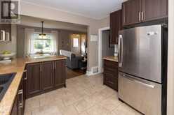 55 Ray BLVD | Thunder Bay Ontario | Slide Image Eleven