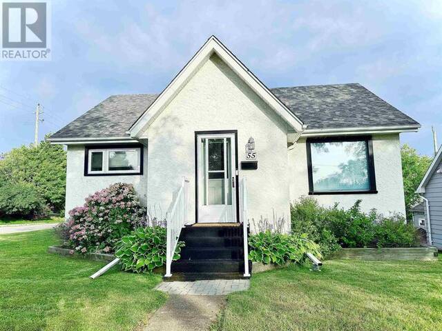 55 Ray BLVD Thunder Bay Ontario, P7B 4C3 - Property For Sale