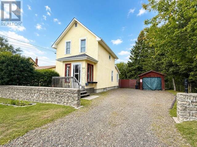 334 Morse Street Thunder Bay Ontario, P7A 1G3 - Property For Sale