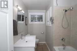 600 Ashdale PL | Thunder Bay Ontario | Slide Image Seventeen