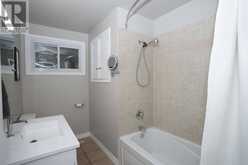 600 Ashdale PL | Thunder Bay Ontario | Slide Image Sixteen