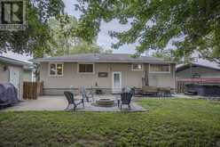 600 Ashdale PL | Thunder Bay Ontario | Slide Image Three