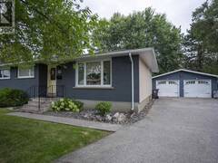 600 Ashdale PL Thunder Bay Ontario, P7E 3M6