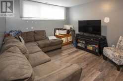 733 Woodcrest RD | Thunder Bay Ontario | Slide Image Thirty-two
