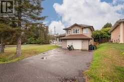 733 WOODCREST ROAD | Thunder Bay Ontario | Slide Image Two