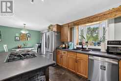 93 Peterson Road | Kenora Ontario | Slide Image Fifteen