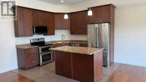 204 300 Vista Lane | Thunder Bay Ontario | Slide Image Five