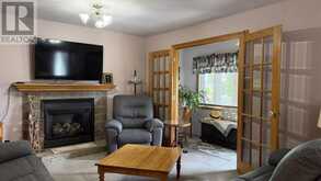 27 SUPERIOR AVE | Terrace Bay Ontario | Slide Image Four