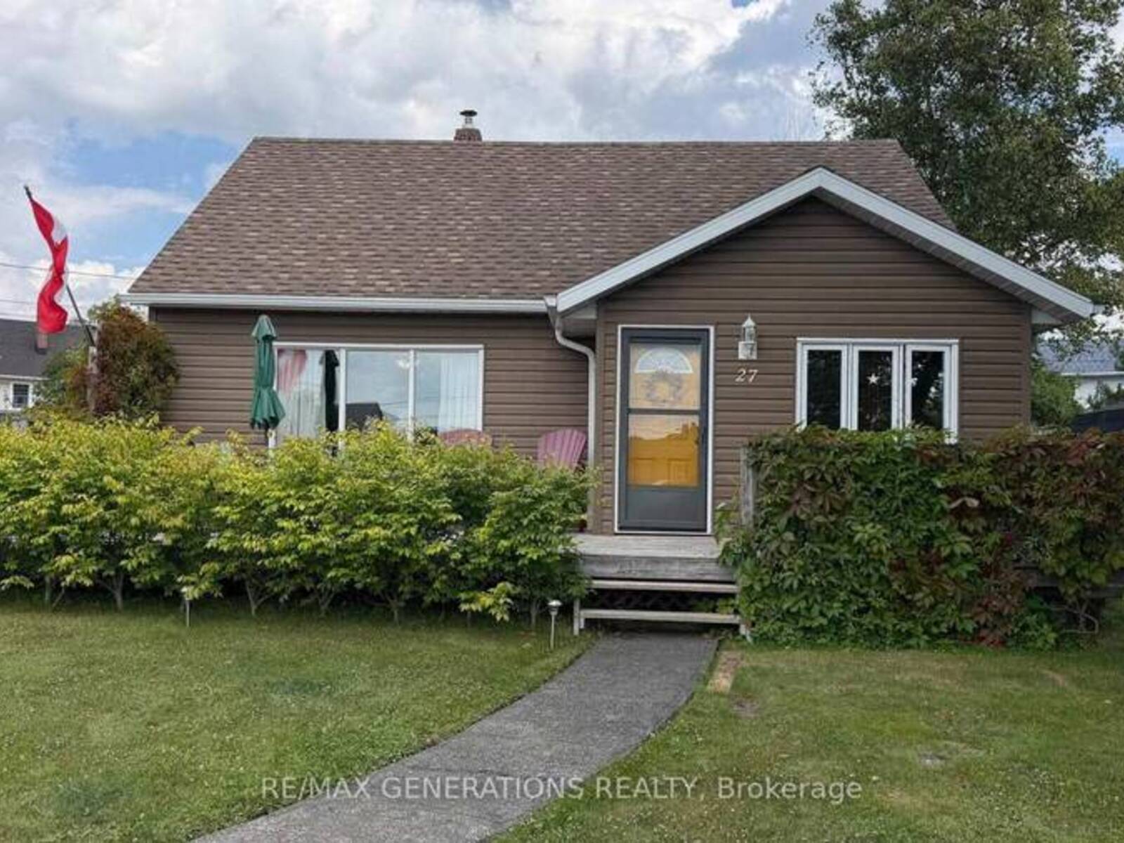 27 SUPERIOR AVENUE, Terrace Bay, Ontario P0T 2W0