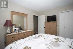 422 Simon Fraser DR | Thunder Bay Ontario | Slide Image Nineteen
