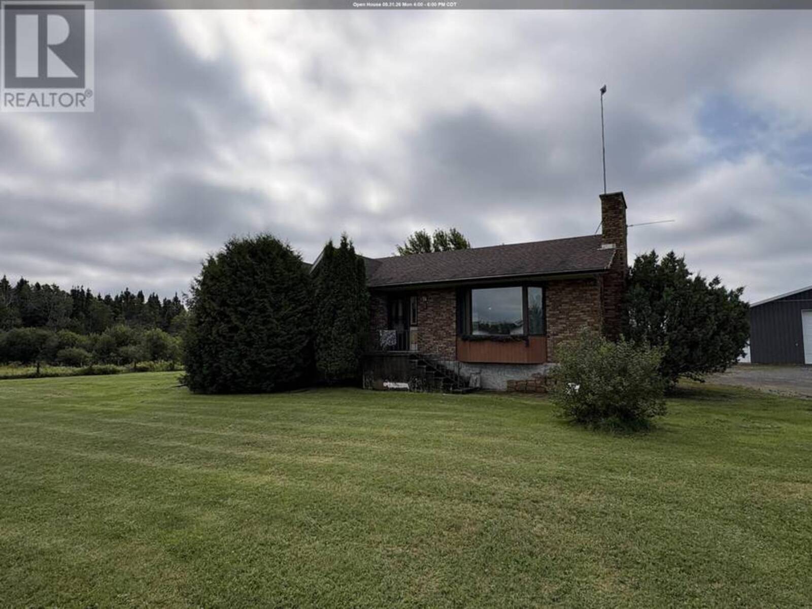 859 BURRISS RD E, La Vallée, Ontario P0W 1C0