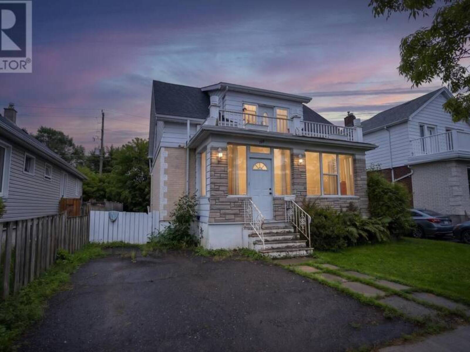 308 Archibald ST N, Thunder Bay, Ontario P7C 3Y4