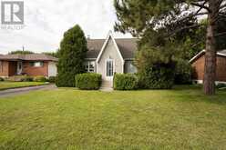 2219 Arthur ST E | Thunder Bay Ontario | Slide Image Forty-one