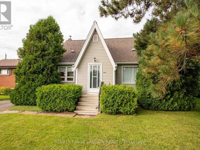 2219 ARTHUR STREET E Thunder Bay Ontario, P7E 5P3 - 5 Bedrooms Home For Sale