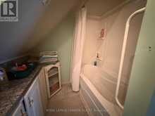 216 MCINTYRE STREET | Thunder Bay Ontario | Slide Image Ten