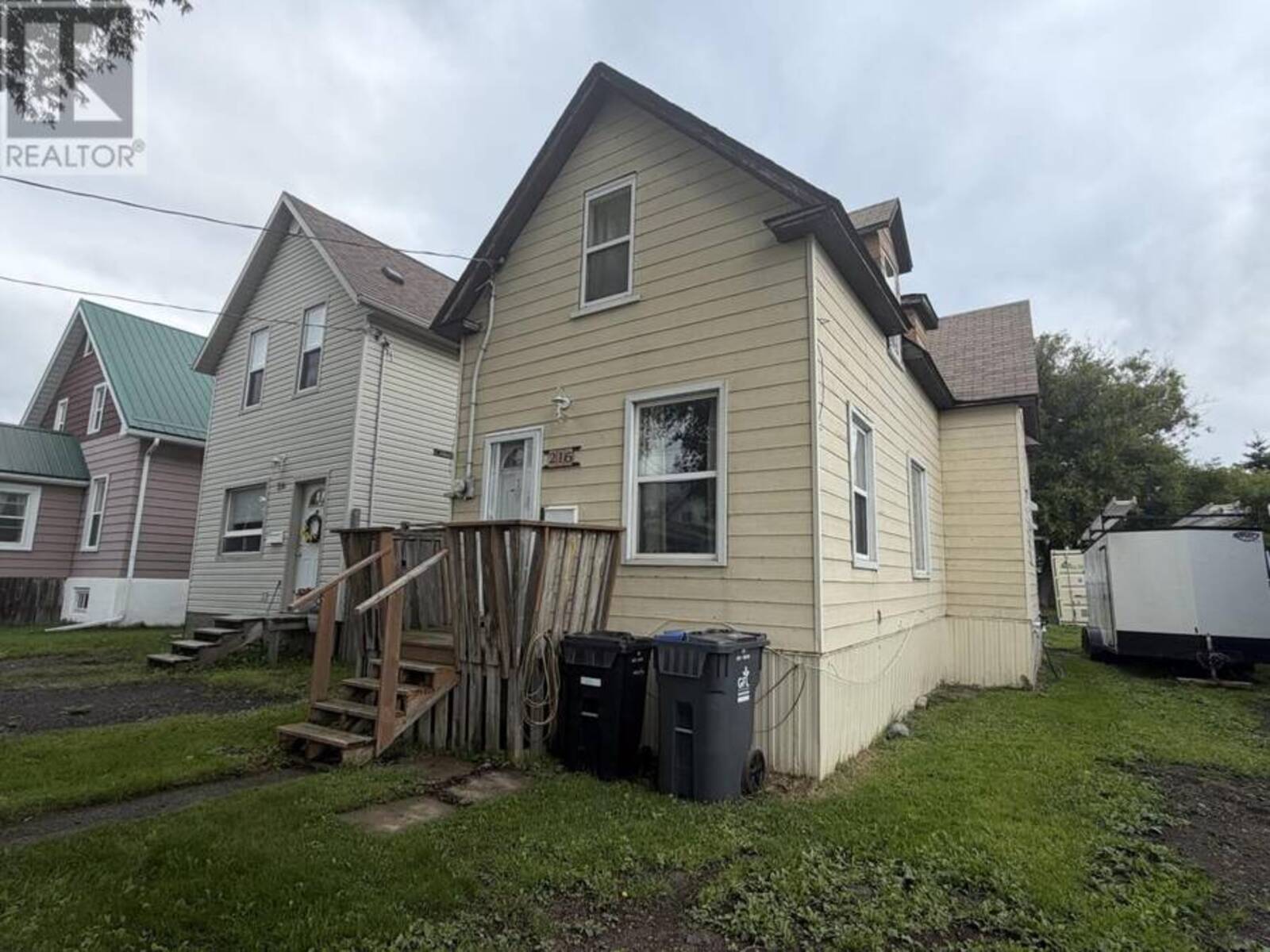 216 McIntyre ST, Thunder Bay, Ontario P7A 3B2