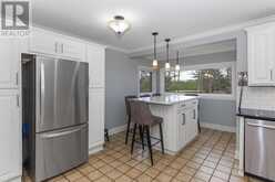 2190 25th Side RD | Thunder Bay Ontario | Slide Image Five
