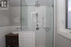 2190 25th Side RD | Thunder Bay Ontario | Slide Image Nine