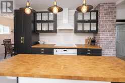 262 THERESA ST | Thunder Bay Ontario | Slide Image Nine