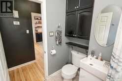 262 THERESA STREET | Thunder Bay Ontario | Slide Image Thirty-four