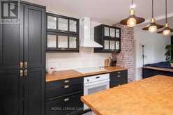 262 THERESA STREET | Thunder Bay Ontario | Slide Image Six