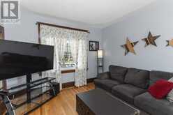 423 Marks ST S | Thunder Bay Ontario | Slide Image Thirteen