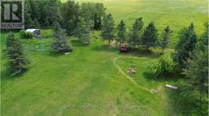 40 BIRCH ROAD | Lake of the Woods Ontario | Slide Image Thirteen