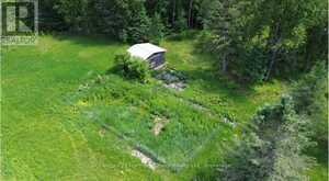 40 BIRCH ROAD | Lake of the Woods Ontario | Slide Image Ten