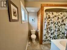 93 Windemere AVE N | Thunder Bay Ontario | Slide Image Thirteen