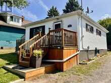 93 Windemere AVE N | Thunder Bay Ontario | Slide Image Two
