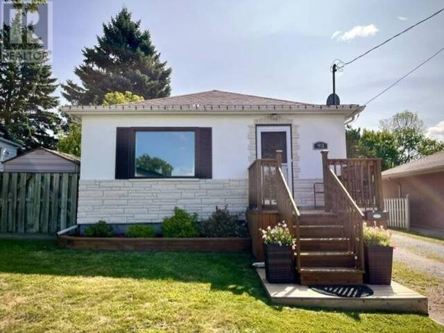 93 Windemere AVE N Thunder Bay Ontario, P7A 6B3 - 2 Bedrooms Home For Sale