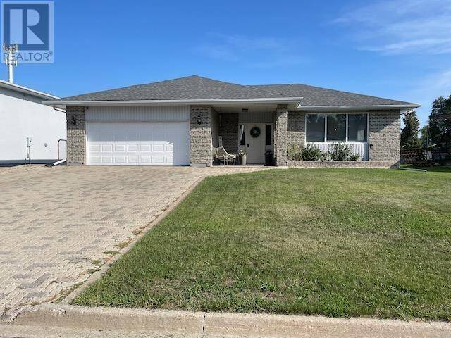9 Mario Milanese PL Dryden Ontario, P8N 3G6 - 5 Bedrooms Home For Sale