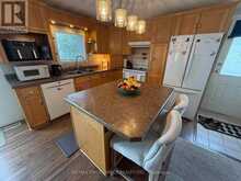 144 LAKESHORE DRIVE | Kenora Ontario | Slide Image Seven