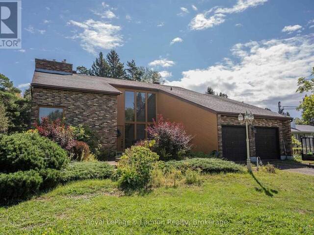 1702 GLENWOOD CRESCENT Thunder Bay Ontario, P7K 1N3 - 4 Bedrooms Home For Sale