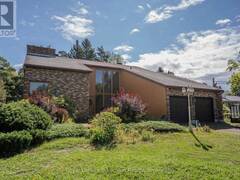1702 GLENWOOD CRESCENT Thunder Bay Ontario, P7K 1N3