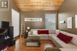 1702 Glenwood CRES | Thunder Bay Ontario | Slide Image Four