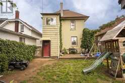 223 Marks St S | Thunder Bay Ontario | Slide Image Thirty-two