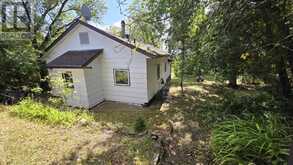 335 Govt road RD | Kenora Ontario | Slide Image One