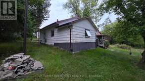 335 GOVT Road | Keewatin Ontario | Slide Image Twenty