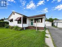 412 James Street S | Thunder Bay Ontario | Slide Image Three