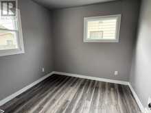 1004 GORE STREET W | Thunder Bay Ontario | Slide Image Eleven