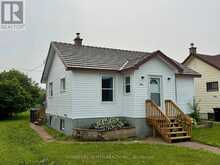 1004 GORE STREET W | Thunder Bay Ontario | Slide Image Three