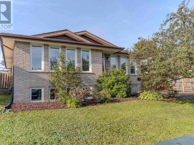49 WASCO DRIVE Thunder Bay Ontario, P7G 1A2 - 4 Bedrooms Home For Sale