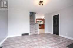 238 ANGUS STREET | Thunder Bay Ontario | Slide Image Fifteen