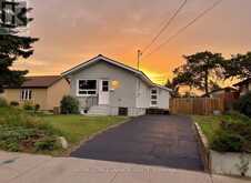 330 ARUNDEL STREET | Thunder Bay Ontario | Slide Image One
